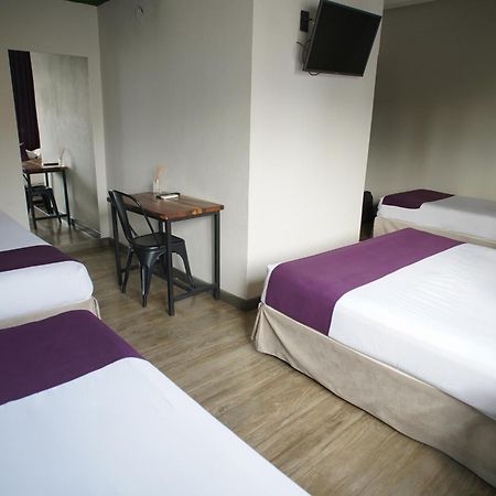 Hotel City بوساداس المظهر الخارجي الصورة