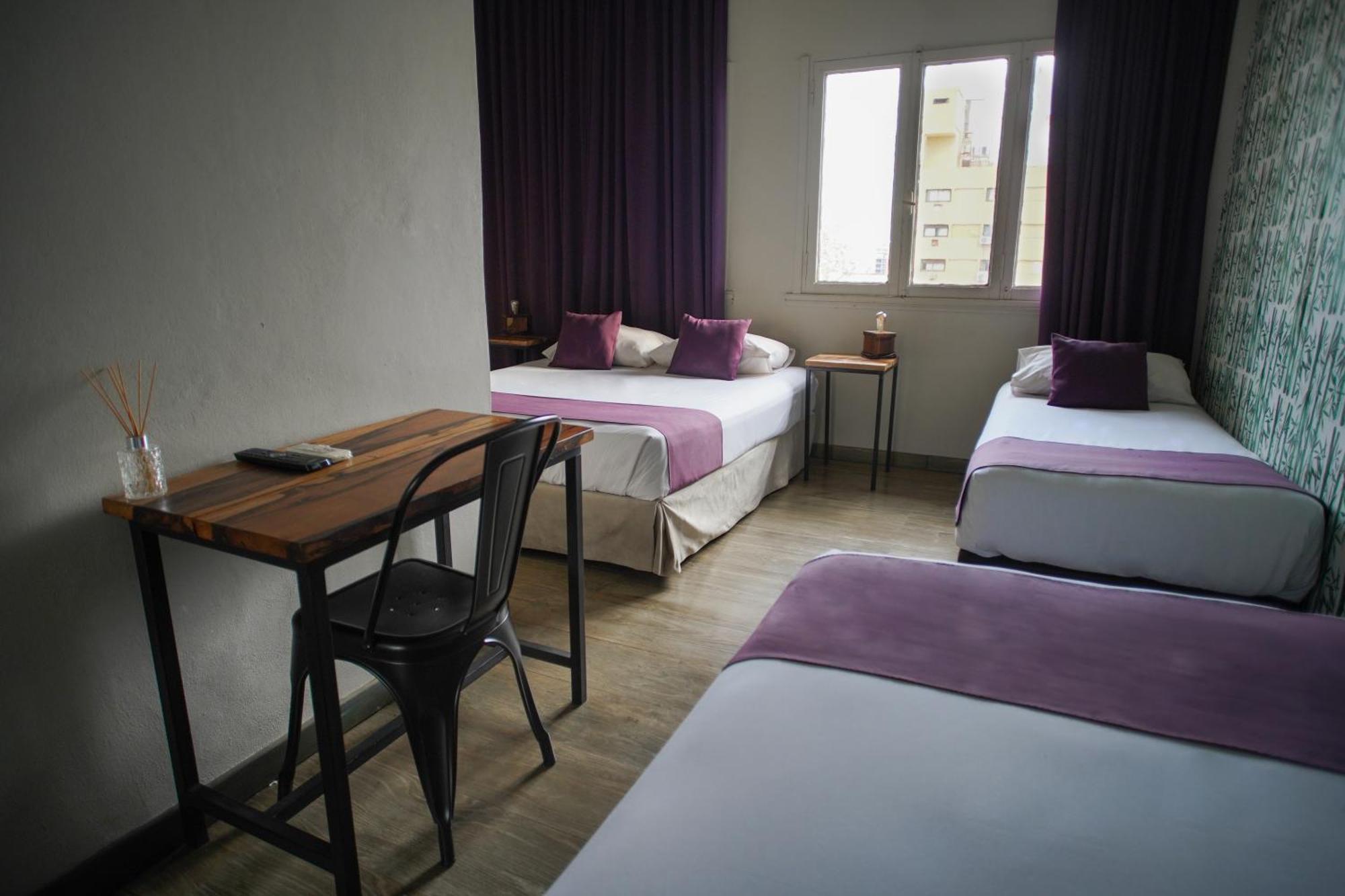 Hotel City بوساداس المظهر الخارجي الصورة